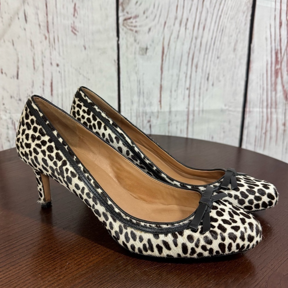 Ann Taylor leopard print Calf Hair, Calf Leather 3” heeled almond toe pumps 7.5